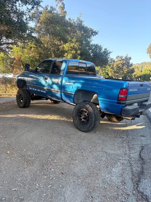 1999 Dodge Ram 1500 - Laramie Pickup 4D 6 1\/4 ft