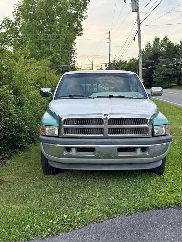 1996 Dodge Ram 1500 Club Cab - Long Bed