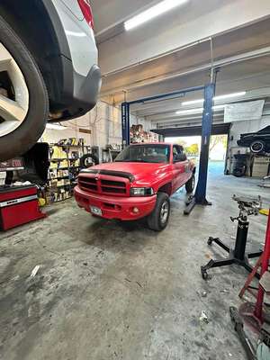 2001 Dodge Ram 1500 Club Cab - Short Bed