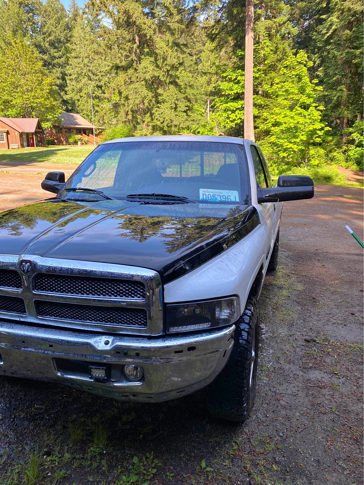 1999 Dodge Ram 1500 Club Cab - Short Bed