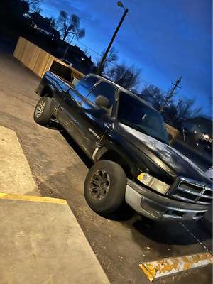 2001 Dodge Ram 1500 Quad Cab - SLT Pickup 4D 6 1\/4 ft