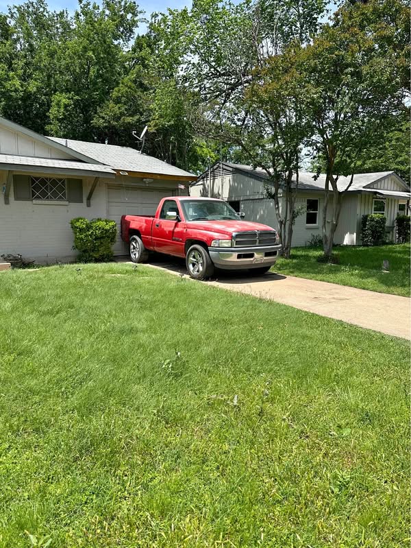 2001 Dodge Ram 1500 - Laramie Pickup 2D 6 1\/4 ft