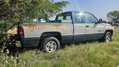 1995 Dodge Ram 1500 - Laramie Pickup 2D 6 1\/4 ft