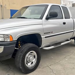 1999 Dodge Ram 2500 Club Cab - Short Bed