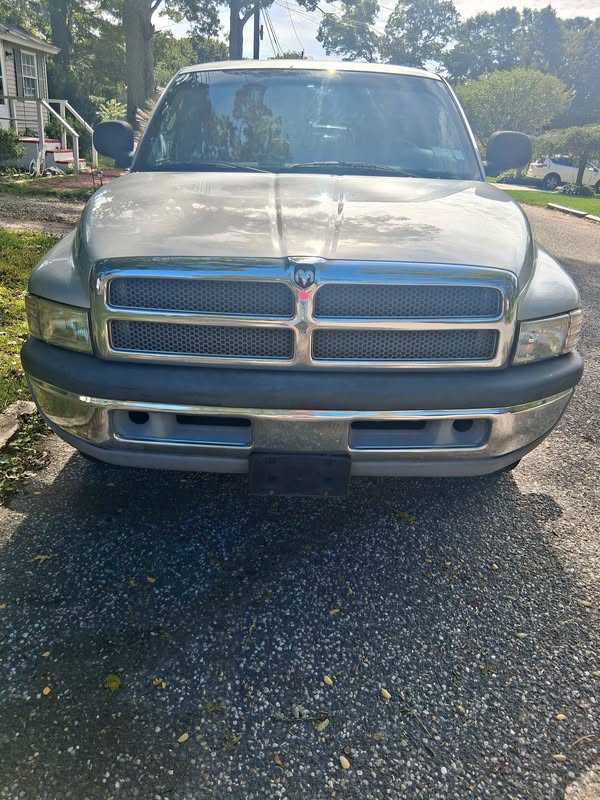 2001 Dodge Ram 1500 Quad Cab - Laramie Pickup 4D 6 1\/4 ft