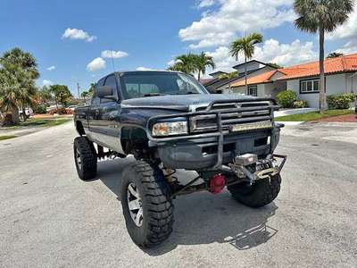 2000 Dodge Ram 1500 Club Cab - Long Bed