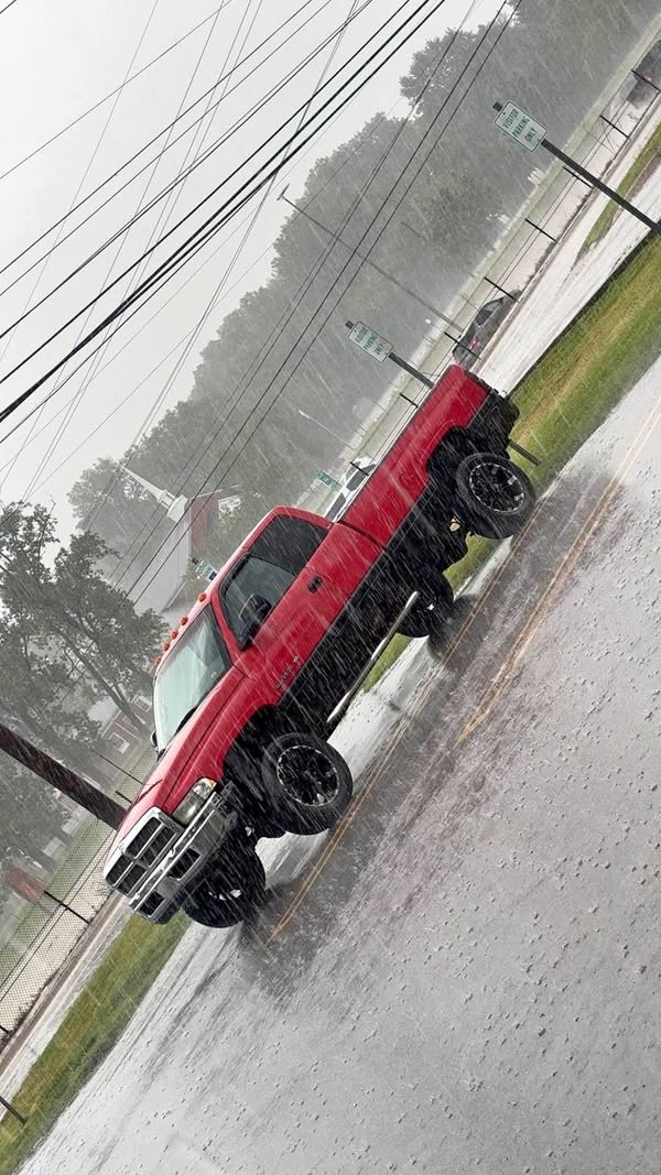 1998 Dodge Ram 2500 Crew Cab - SLT Pickup 4D 8 ft