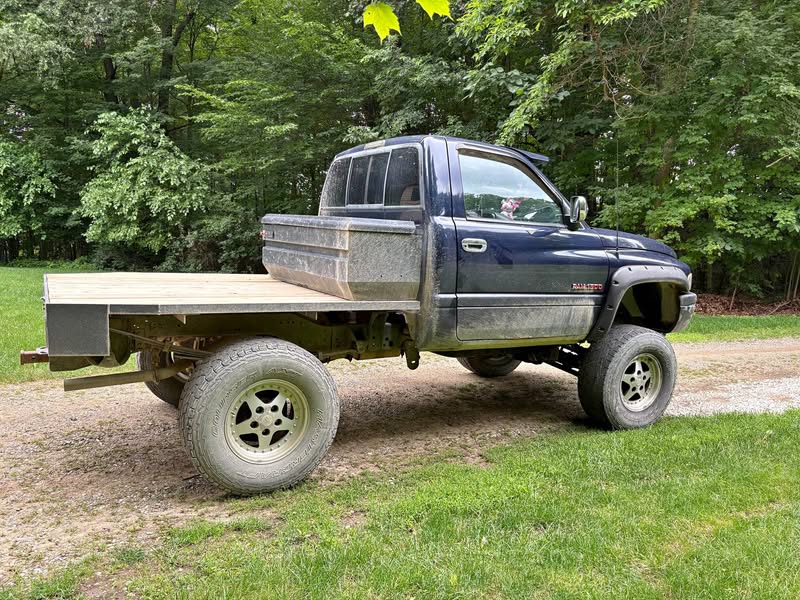 1997 Dodge Ram 1500 Regular Cab - Short Bed