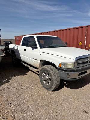 2001 Dodge Ram 2500 Crew Cab - SLT Pickup 4D 6 1\/3 ft