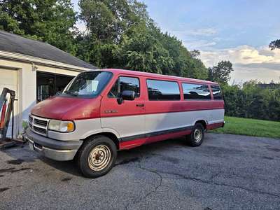 1994 Dodge Ram Wagon B350 - Van