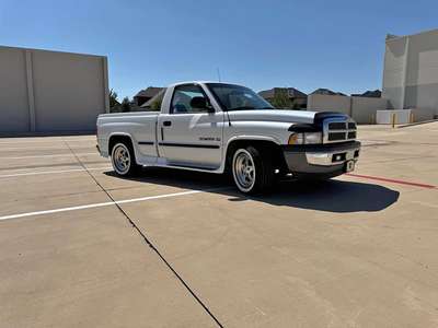 1998 Dodge Ram 1500 Regular Cab - SLT Pickup 2D 6 1\/4 ft
