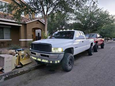 2001 Dodge Ram 2500 Quad Cab - SLT Pickup 4D 8 ft