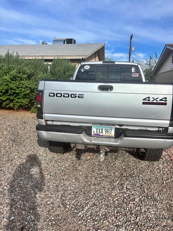 2001 Dodge Ram 1500 Quad Cab - SLT Pickup 4D 6 1\/3 ft