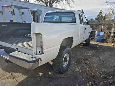 1998 Dodge Ram 2500 Club Cab - Short Bed