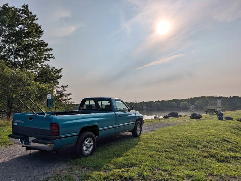 1997 Dodge ram - lamarie slt