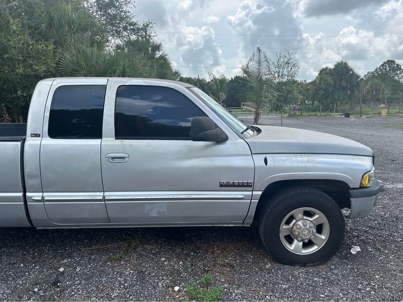2001 Dodge Ram 2500 - Laramie Pickup 4D 8 ft