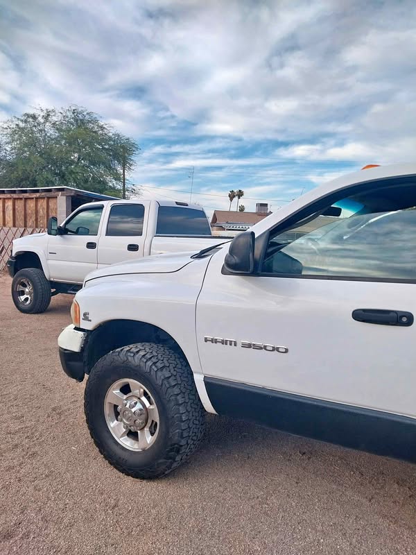 2003 Dodge Ram 3500 Club Cab - Long Bed