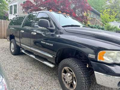 2005 Dodge Ram 2500 Crew Cab - Laramie