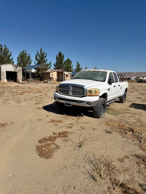 2004 Dodge Ram 3500 Crew Cab - SLT Pickup 4D 8 ft