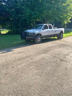 2005 Dodge Ram 3500 Quad Cab - SLT Pickup 4D 8 ft