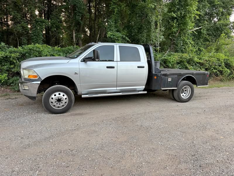 2010 Dodge Ram 3500 Crew Cab - SLT Pickup 4D 8 ft