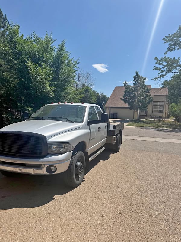 2003 Dodge Ram 3500 Quad Cab - SLT Pickup 4D 8 ft