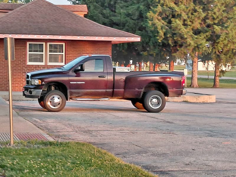 2005 Dodge Ram 3500 Regular Cab & Chassis - 167.5\