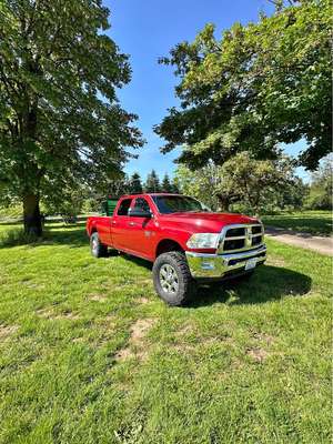2010 Dodge Ram 2500 Crew Cab - SLT Pickup 4D 8 ft