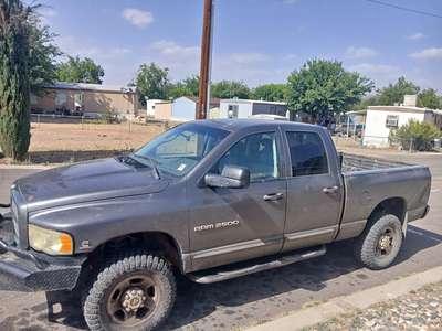 2004 Dodge Ram 2500 Crew Cab - SLT Pickup 4D 6 1\/3 ft