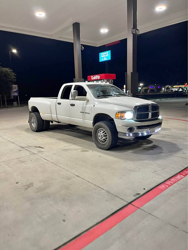 2003 Dodge Ram 3500 - Long Bed