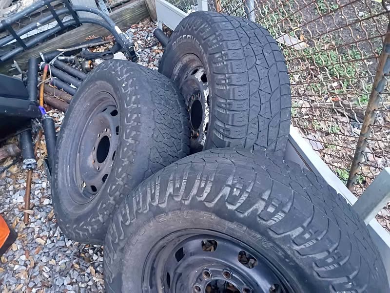 2004 Dodge Ram 2500 - Long Bed