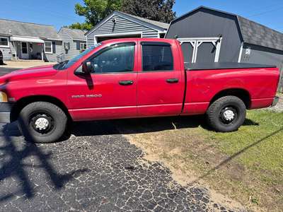 2003 Dodge Ram 2500 Crew Cab - SLT Pickup 4D 6 1\/3 ft