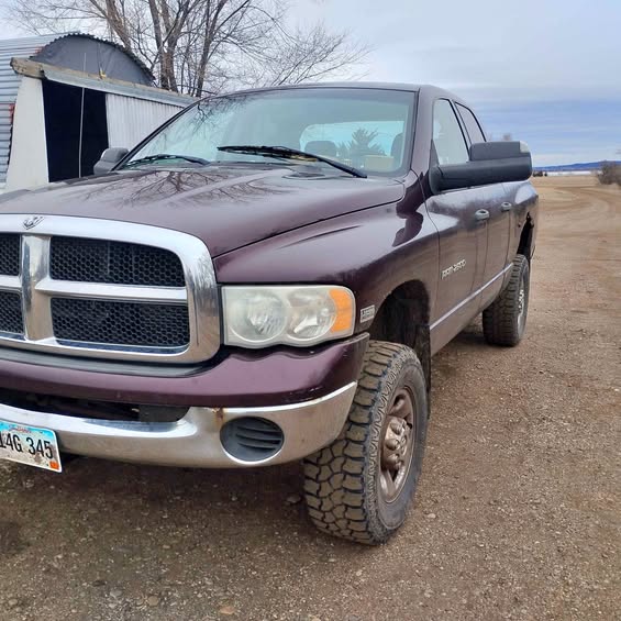 2005 Dodge Ram 2500 Mega Cab - SLT Pickup 4D 6 1\/4 ft