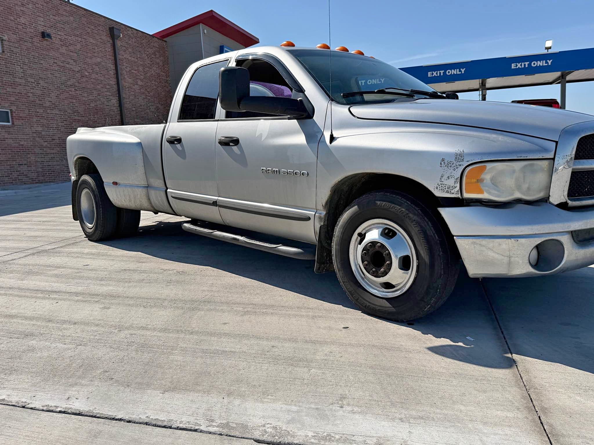 2003 Dodge Ram 3500 Crew Cab - SLT Pickup 4D 8 ft