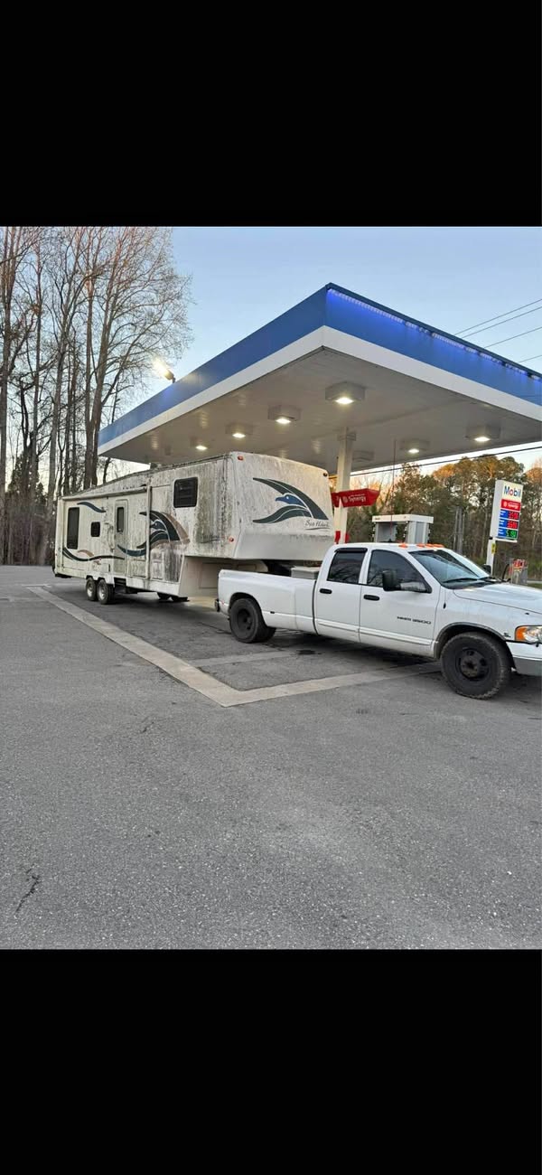 2003 Dodge Ram 3500 Crew Cab - Laramie Pickup 4D 8 ft