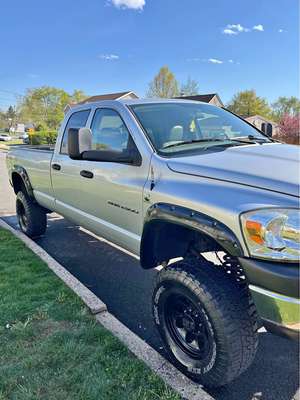 2006 Dodge Ram 2500 Quad Cab - SLT Pickup 4D 8 ft
