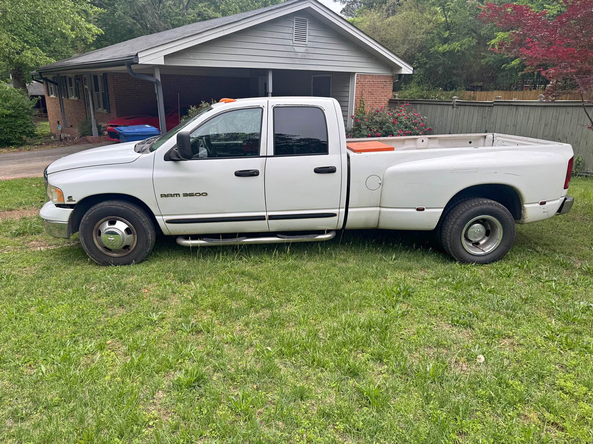 2005 Dodge Ram 3500 Crew Cab - SLT Pickup 4D 8 ft