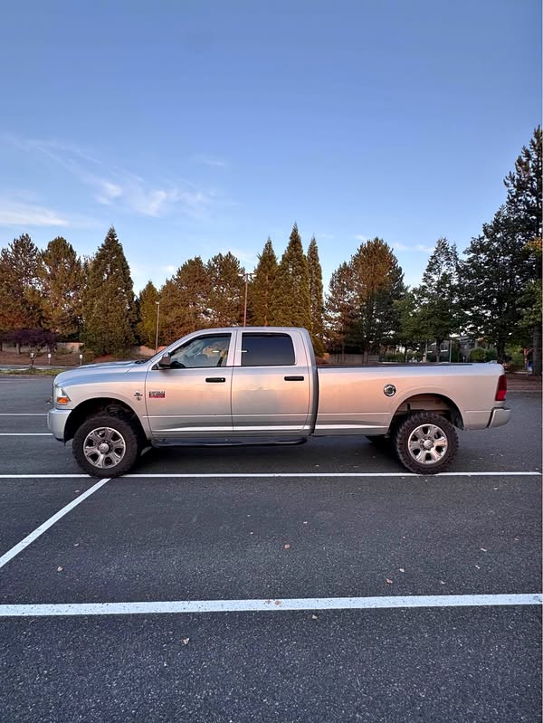 2010 Dodge Ram 3500 Crew Cab - SLT Pickup 4D 8 ft