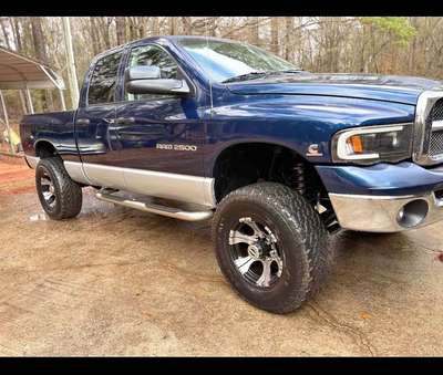 2003 Dodge Ram 2500 Crew Cab - SLT Pickup 4D 6 1\/3 ft