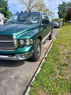 2003 Dodge Ram 2500 Club Cab - Short Bed