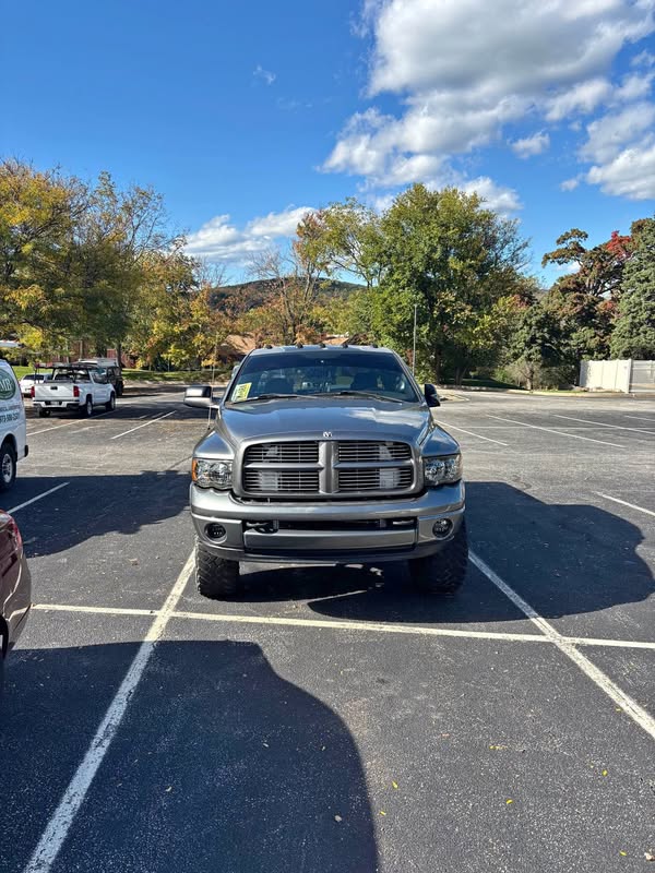 2005 Dodge Ram 2500 Quad Cab - SLT Pickup 4D 6 1\/4 ft