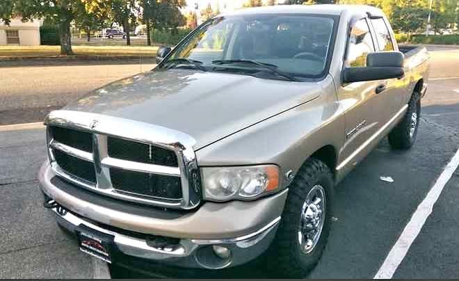 2003 Dodge Ram 2500 Crew Cab - SLT Pickup 4D 6 1\/3 ft