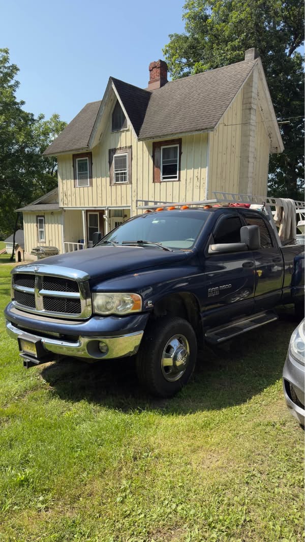 2005 Dodge Ram 3500 Crew Cab - SLT Pickup 4D 8 ft