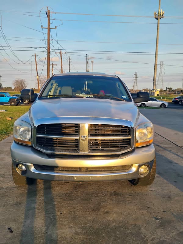 2006 Dodge Ram 2500 Mega Cab - Laramie Pickup 4D 6 1\/4 ft