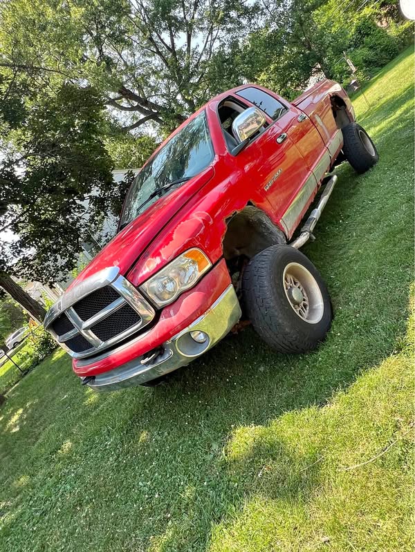 2003 Dodge Ram 2500 Crew Cab - SLT Pickup 4D 8 ft