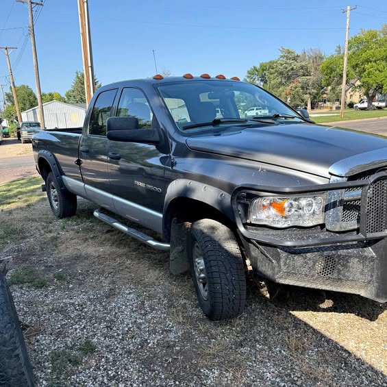 2003 Dodge Ram 3500 Crew Cab - SLT Pickup 4D 8 ft