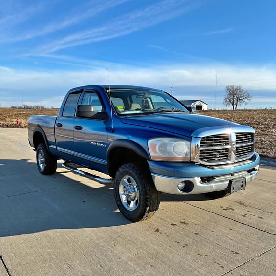 2006 Dodge Ram 2500 Crew Cab - Laramie Pickup 4D 6 1\/3 ft