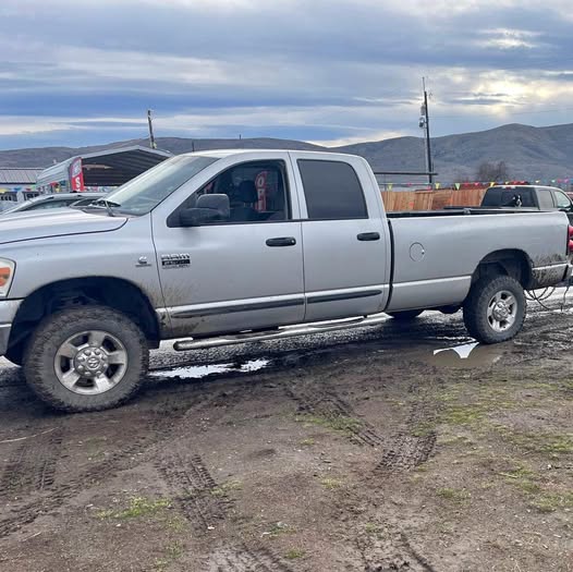 2007 Dodge Ram 2500 Crew Cab - Long bed