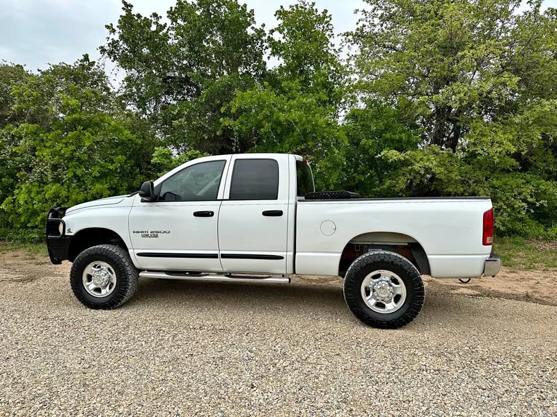2003 Dodge Ram 2500 Quad Cab - SLT Pickup 4D 6 1\/4 ft