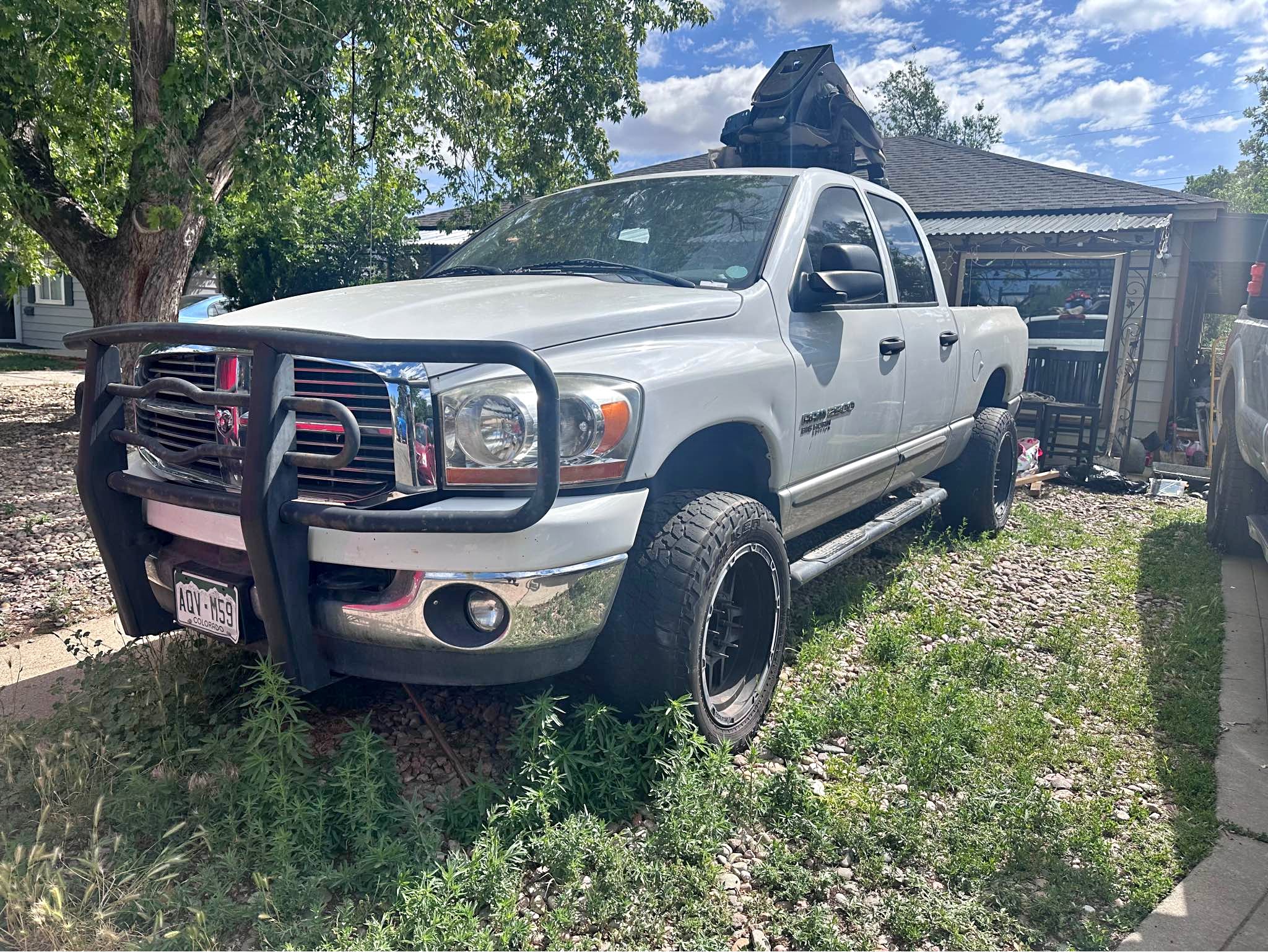 2006 Dodge Ram 2500 Quad Cab - SLT Pickup 4D 6 1\/4 ft